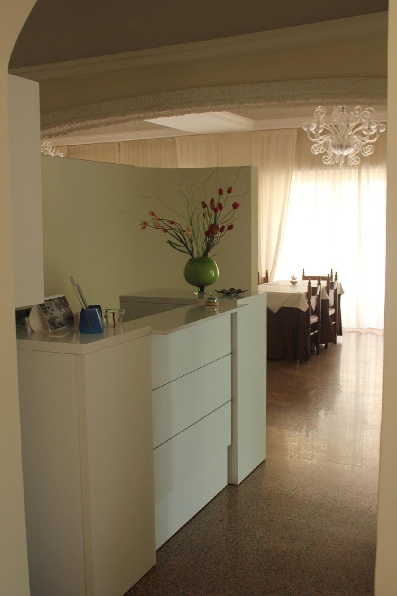 Hotel Solaris Джулианова Екстериор снимка